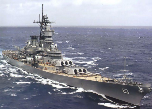 USS Missouri at sea in her 1980s configuration