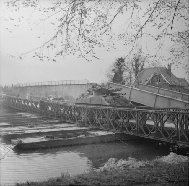 Sherman_tank_with_RP-3_rockets_Germany_06-04-1945_IWM_BU_3158