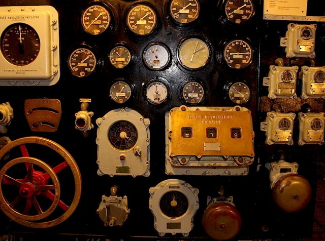 Visiting-the-battleship-north-carolina-wilmington-engine-room-900.jp6_