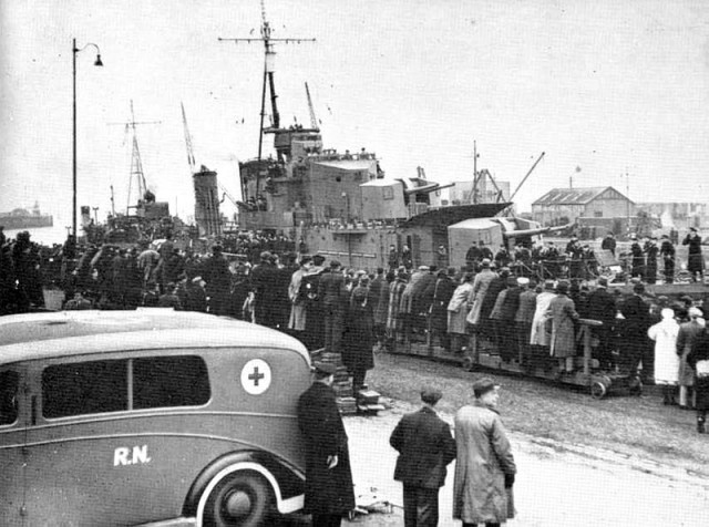 The HMS Cossack docking at Leith on 17 February 1940 with the rescued British sailors