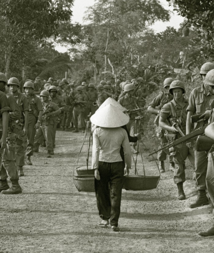 An American Experience in Vietnam - 14 Sad But Powerful Images | War ...