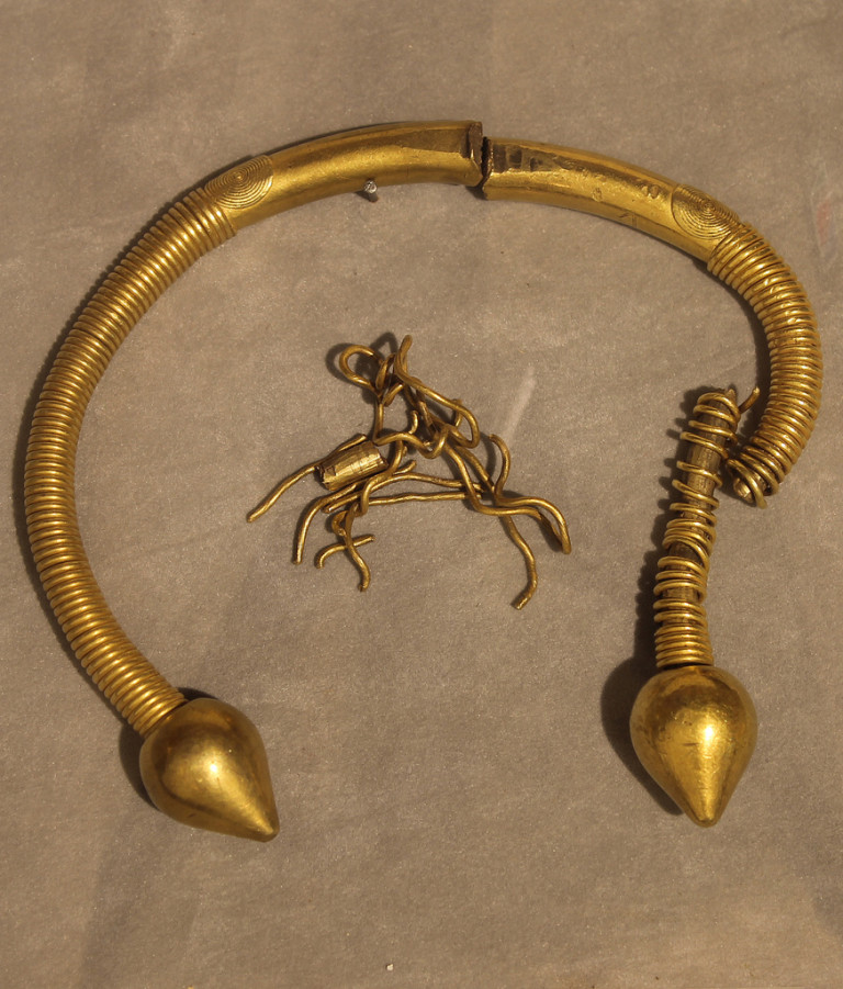 Badges of Honor, Tokens of Renown - Ancient Roman Military Decorations ...