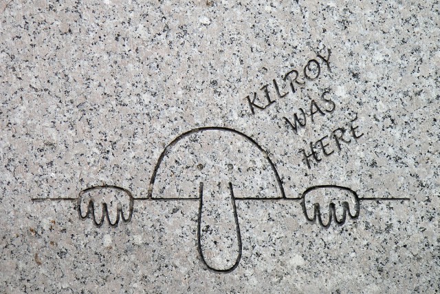 Engraving of Kilroy on the WWII Memorial in Washington DC