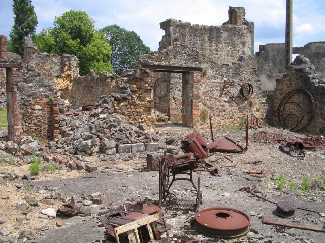 Oradour-sur-Glane-Hardware-1342