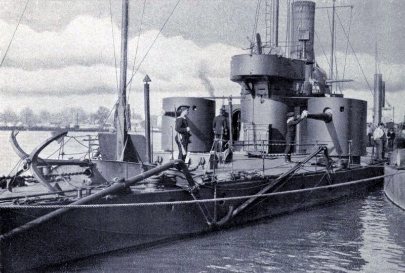 The SMS Bodrog floating on the Danube in 1914 