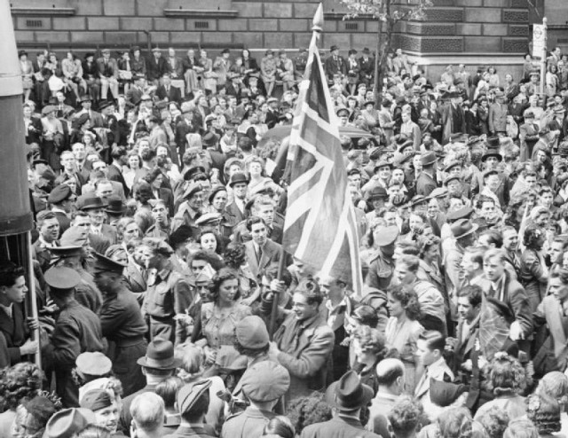 VE Day in London on May 8th, just 3 weeks after Charlton was killed in action via commons.wikimedia.org