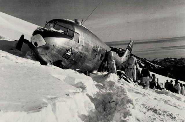 Dc-3-aircrash-in-Alps