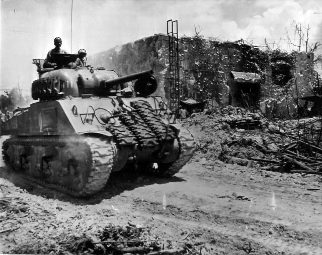 M4A2_Sherman_of_company_A_-_1st_Tank_Battalion_Advancing_on_Peleliu_1944