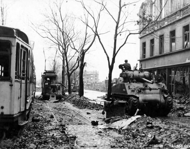 M4_Sherman_tank_in_Cologne_1945