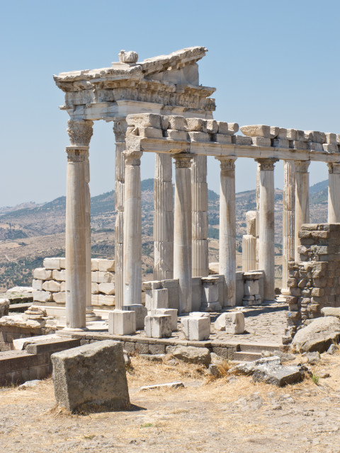 https://en.wikipedia.org/wiki/Pergamon What's left of Pergamon