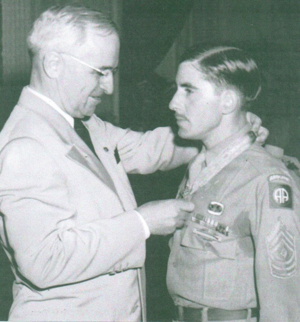 Leonard Funk receiving Medal of Honor from President Truman via archives.gov