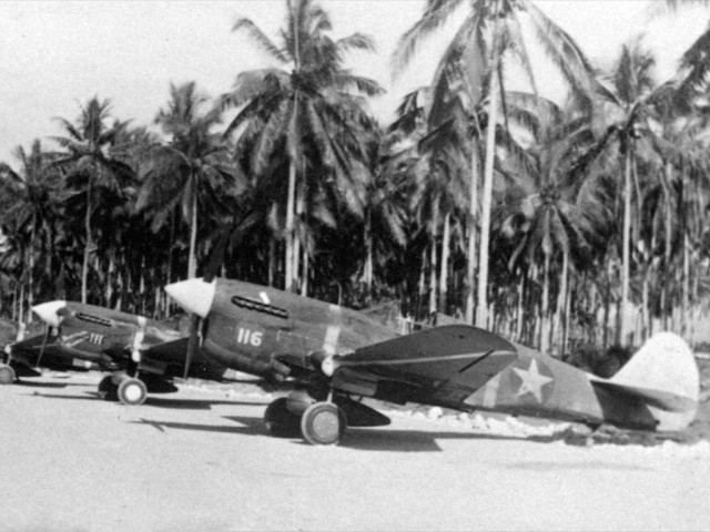 By mid-1943, the USAAF was phasing out the P-40F (pictured); the two nearest aircraft, “White 116” and “White 111” were flown by the aces 1Lt Henry E. Matson and 1Lt Jack Bade, 44th FS, at the time part of AirSols, on Guadalcanal.