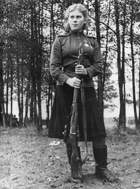 Rosa Shanina in 1944 Photo by A. N. Fridlyanski (Wikipedia)