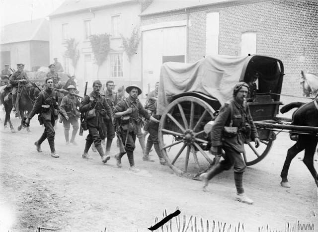 British soldiers march to the Somme, 1916.