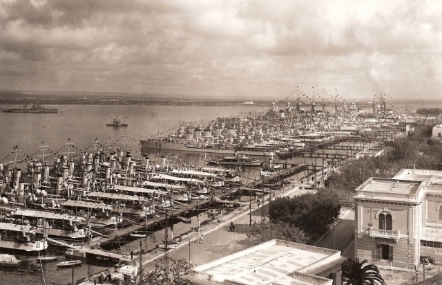 The First naval squad based in Taranto harbour in the 1930s