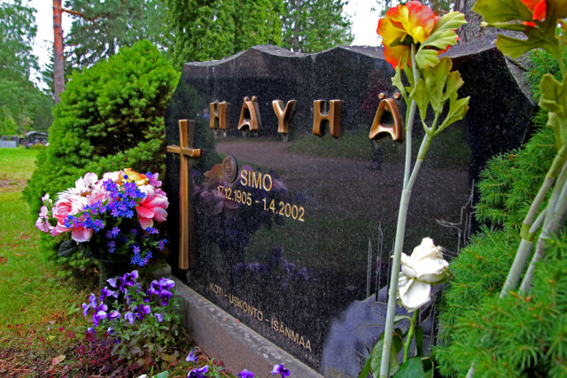 Simo Häyhä was 96 years old when he passed away!