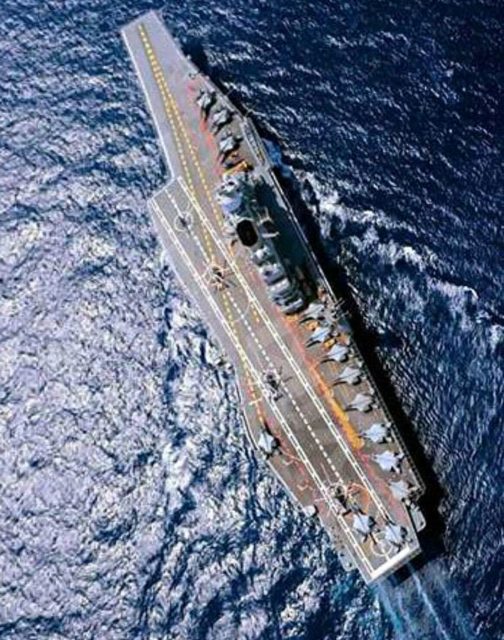 Aerial view of INS Vikramaditya. Photo Credit.