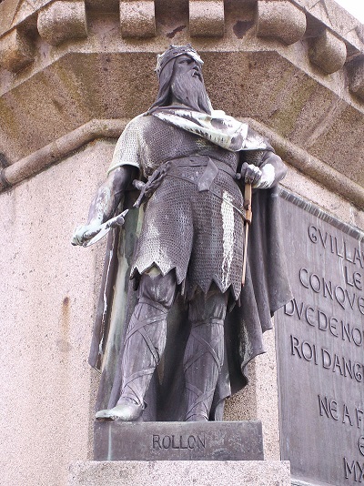 Statue of Rollo in Falaise