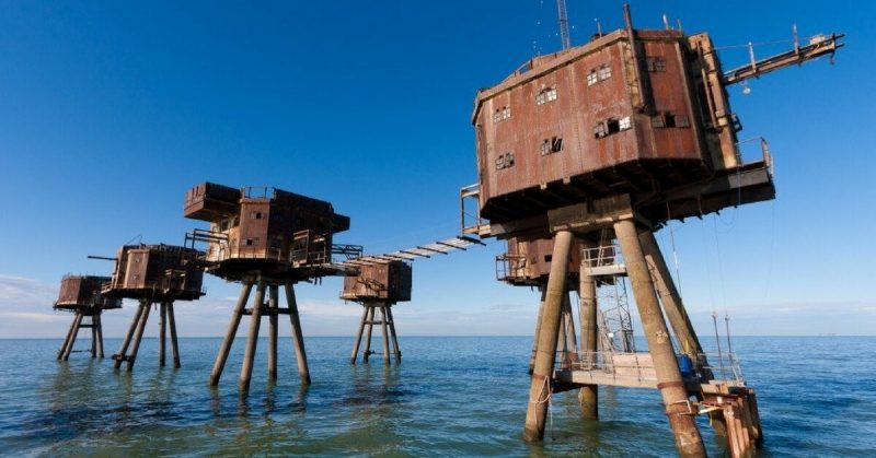 The Red Sands Maunsell sea fort in the Thames estuary, off the north coast of Kent. Russss - CC BY-SA 3.0