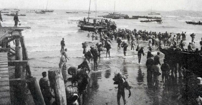 The landing of the Japanese 2nd Army in the Liaodong Peninsula.