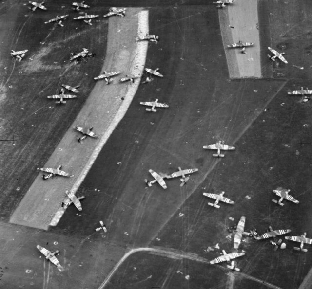 Airspeed Horsa gliders on Landing Zone 'N', 7 June 1944 (Image).