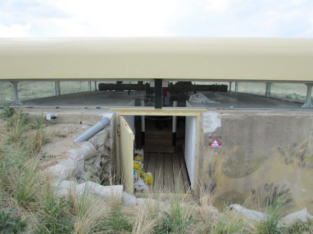 Roof above a fitted observation spot, May 2016