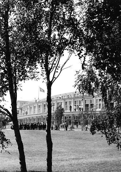 House of Nations as seen from the front side in 1936. Photo via Wikipedia and The German Federal Archive. 