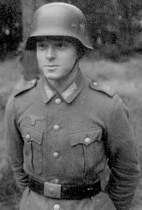 Rifleman Hubert Gees who later attended the monument's consecration