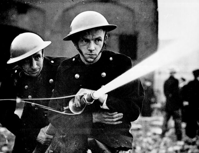 Battle of Britain firefighting [Public Domain]