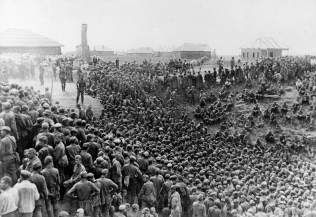 Soviet POWs after the Battle of Smolensk [Via]