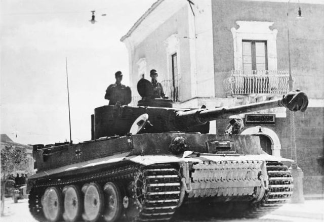 Panzer VI 'Tiger I' in a city in Sicily, Italy. 1943. [Bundesarchiv, Bild 183-J14953 / CC-BY-SA 3.0]