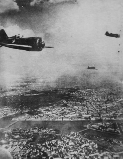 Soviet fighters I-16 in a flight over Leningrad, 1941 [Via]