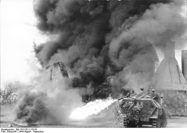 Sd.Kfz. 251/16 "Flammpanzerwagen", somewhere in Russia, August-September 1944 [Bundesarchiv, Bild 101I-281-1110-03 / Petraschk / CC-BY-SA 3.0].