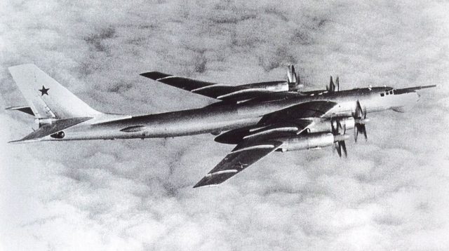TU-95RTs (NATO: Bear D) similar in type to the “Bear D” Col. Burmistrov flew from Cuba as navigator in 1977. The navigator sat in the nose, under the refueling “cannon”.