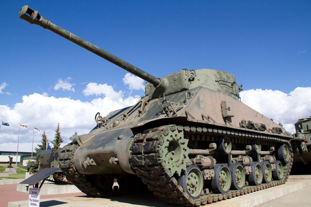 The imressive Sherman. Wikimedia Commons / Tony Hisgett / CC BY-SA 3.0 