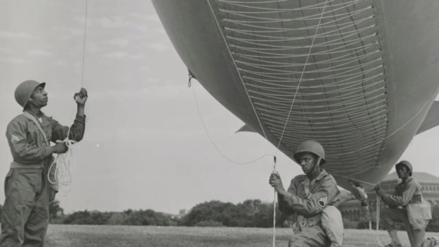 The 320th manning a balloon Image Source: Linda Herieux 