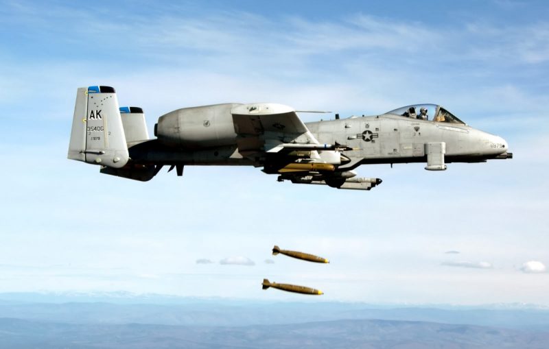 A-10 Warthog Live Fire Training Video: Drops Bombs, Fires Massive ...