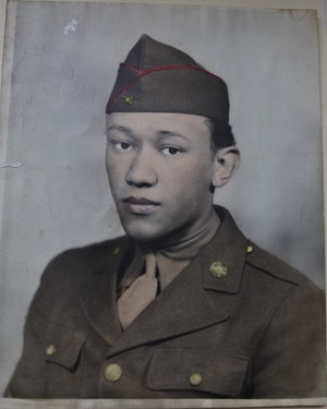 Woodson's first army picture in 1942 Image Source: Linda Hervieux 