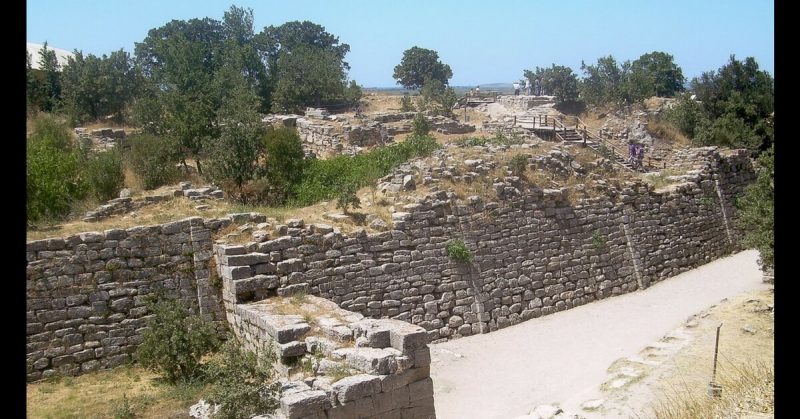 Walls of Troy, Hisarlik, Turkey. By CherryX - CC BY-SA 3.0