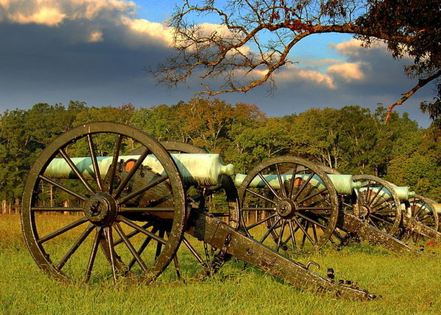 Smoothbore Cannons at Chickamauga. Lhughesw5/Own Work/Wikipedia/CC BY-SA 3.0