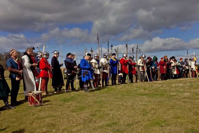 Reenactors of the Battle of Towton. William A. Dobson/Flickr/Wikipedia/CC BY-SA 2.0