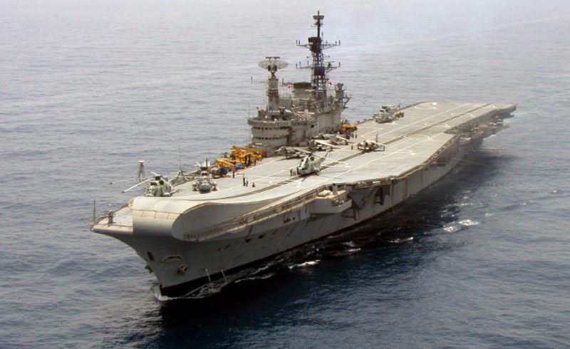 Indian Navy's aircraft carrier INS Viraat.  <a href=https://commons.wikimedia.org/w/index.php?curid=30513589>Photo Credit</a>