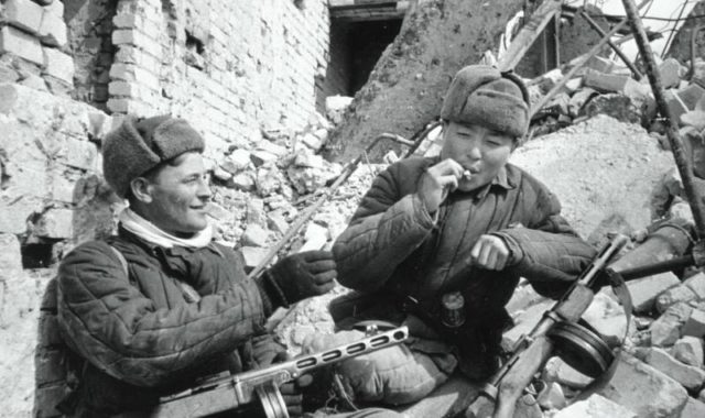 War created many friendships for a long time (Russiainphoto.ru / Georgi Zelma / Public Domain)