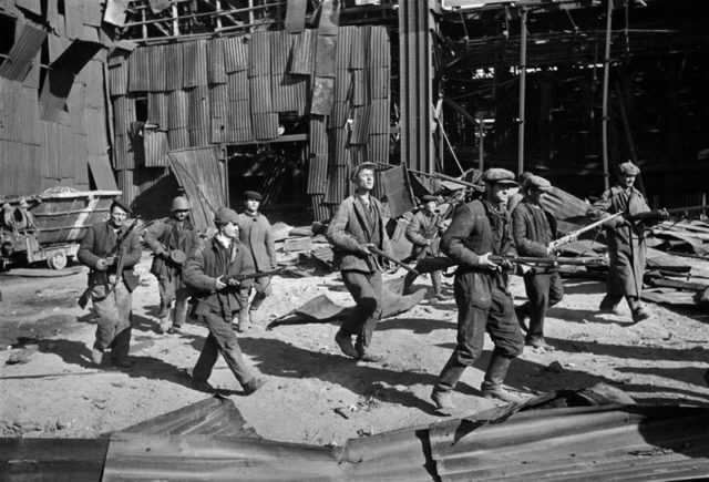 Stalingrad Tractor Factory (Russiainphoto.ru / Shaikhet Arkady Samoylovich / Public Domain)