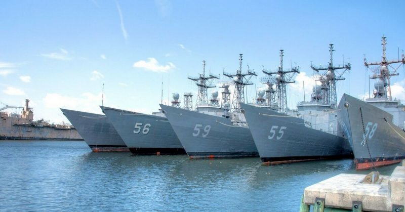 Ships in the Philadelphia Naval yard, 2016. Bestbudbrian - CC BY-SA 3.0