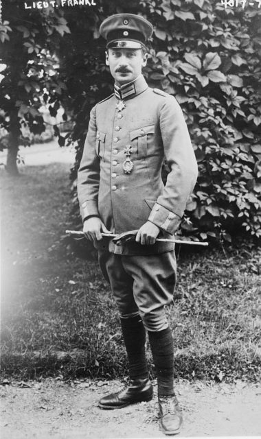 Wilhelm Frankl as a Lieutenant in 1916 . Note the Pour le Merite, also known as a Blue Max, hanging around his neck. Image source: Wikimedia Commons/ public domain.