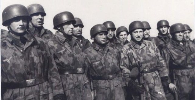 Paratroopers of the Brandenburg Regiment.