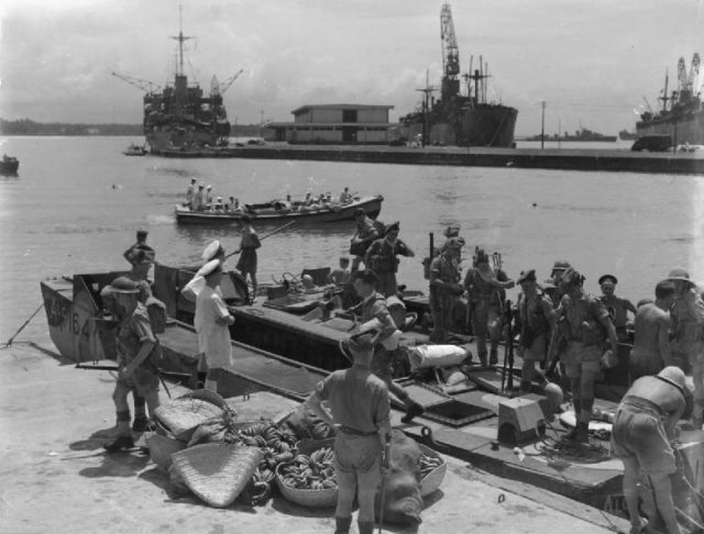 More British troops disembark.