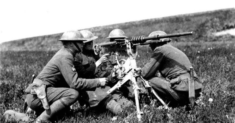 M1914 Hotchkiss gun in France, 1918.