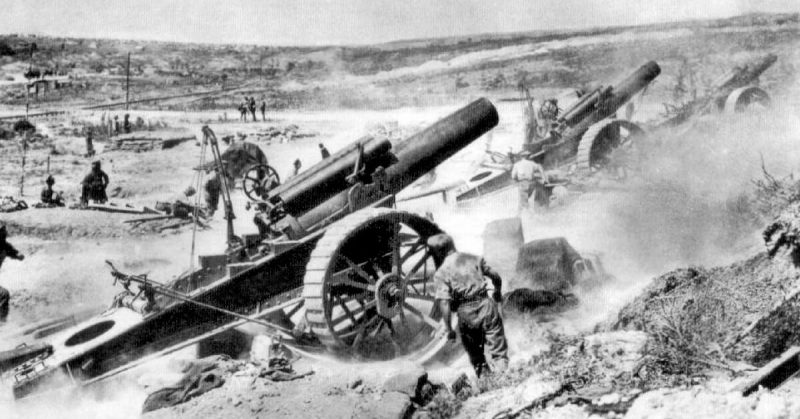  8-inch howitzers of the British 39th Siege Battery, Royal Garrison Artillery Firing in the Fricourt-Mametz Valley, August 1916, during the Battle of the Somme.